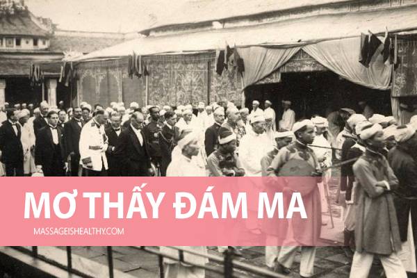 nam-mo-thay-dam-ma-danh-con-gi-1